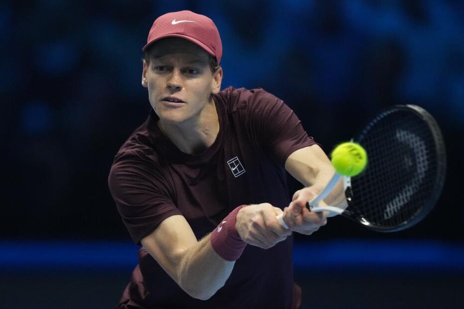 Jannik Sinner renova título nas ATP Finals em Turim contra Carlos Alcaraz