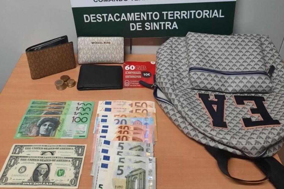 GNR detém suspeitos de furtos a turistas em Sintra, após assalto em Colares