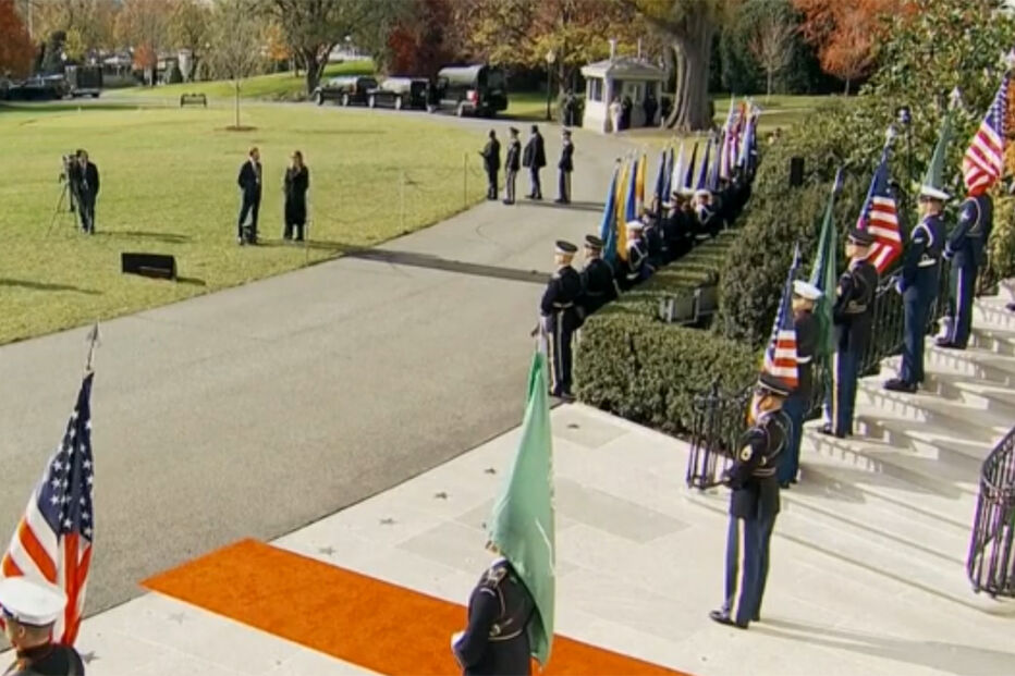 Cristiano Ronaldo recebido na Casa Branca por Donald Trump