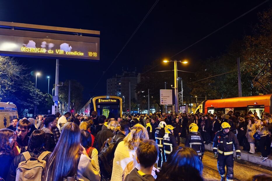 Mulher colhida pelo Metro do Porto