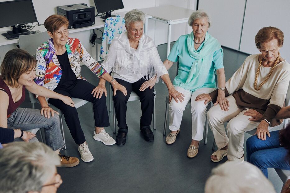 C-Studio 2 Actividades personas mayores Fundación la Caixa.jpg