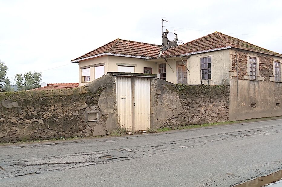 Homem condenado a três anos de prisão por ameaçar GNR com catana em Vila Real