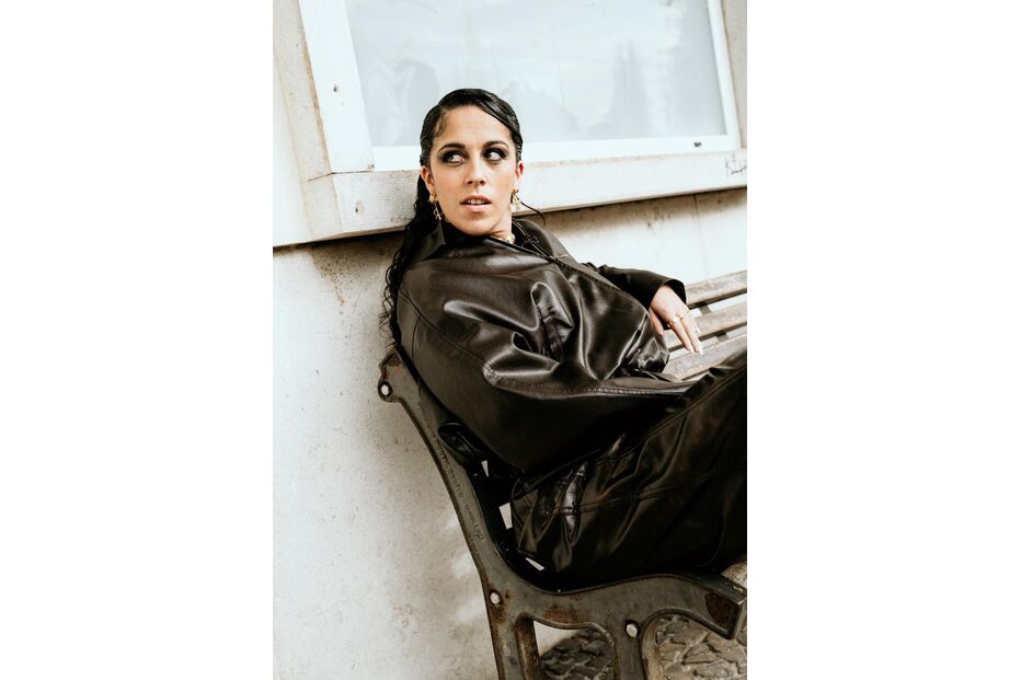 Sara Correia promove nova canção em Lisboa, com mensagem de força feminina