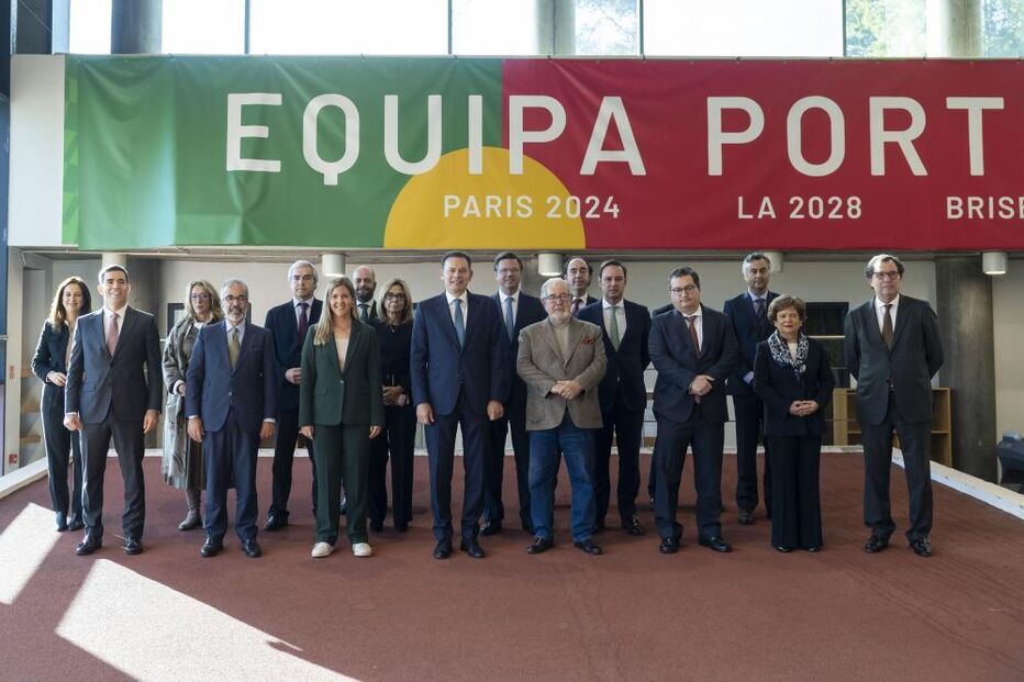 Luís Montenegro, Isaltino Morais e ministros antes do Conselho de Ministros no Jamor
