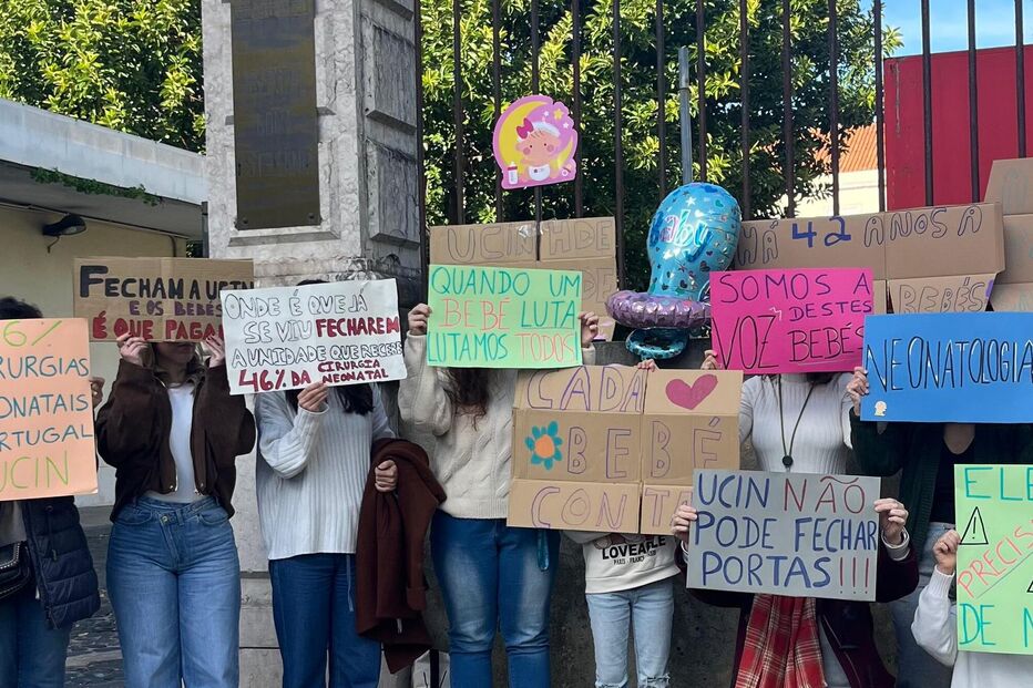 Protesto contra fecho da Neonatologia no Hospital Dona Estefânia, em Lisboa