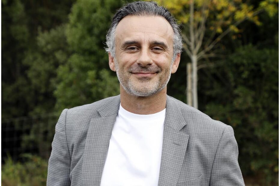 Rui Unas aprende receita de ensopado de borrego com a mãe, Teresa