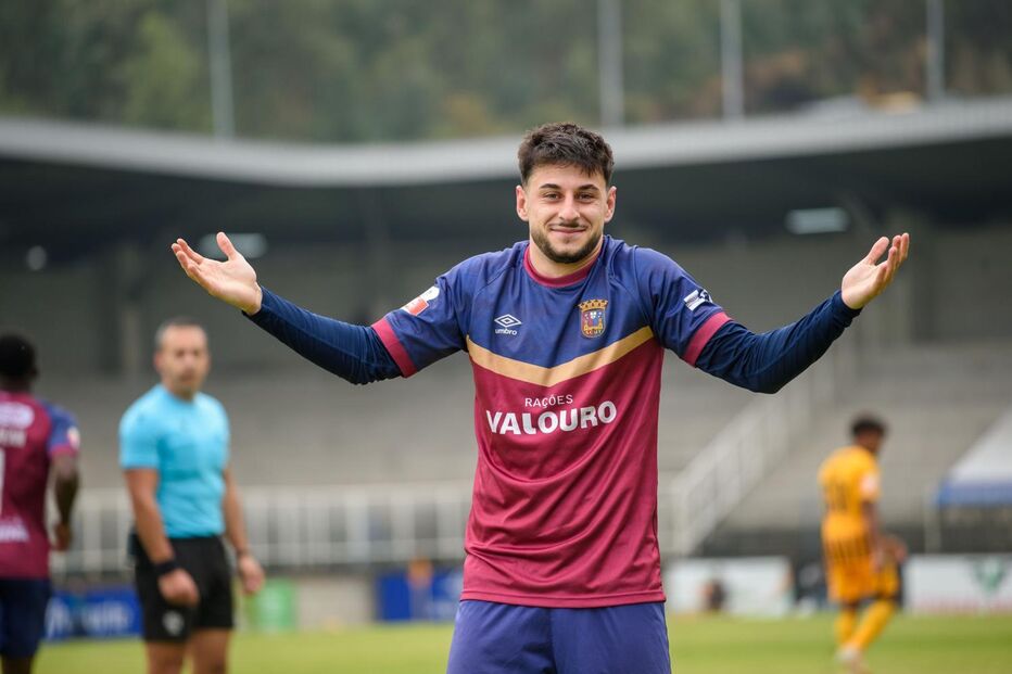 Manu marca, Torreense vence Lusitânia de Lourosa na Taça de Portugal