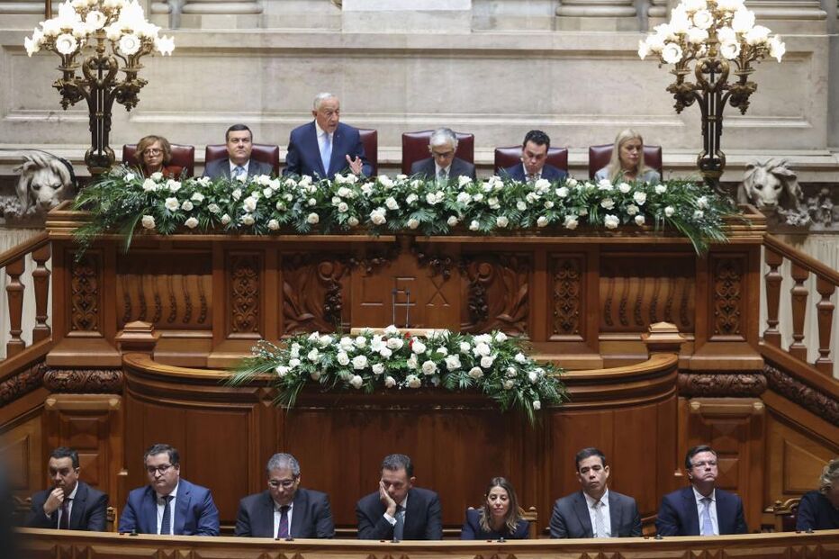 Sessão solene evoca o 25 de Novembro na Assembleia da República