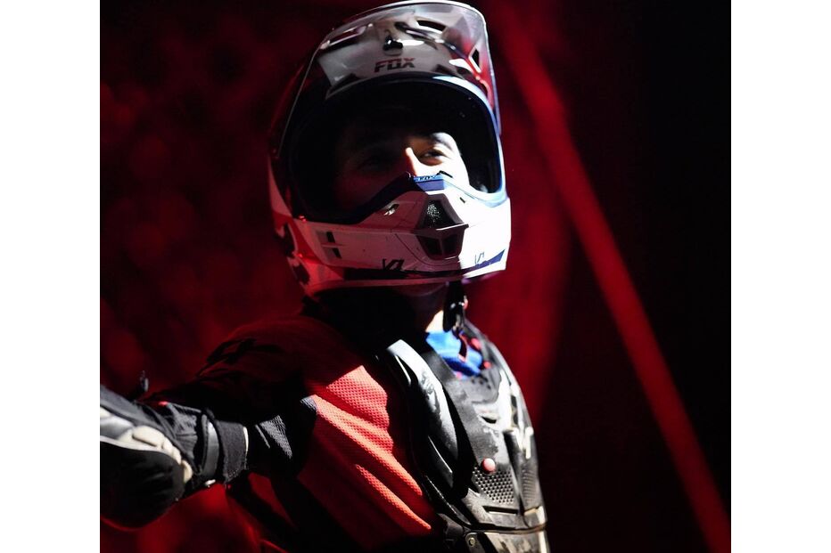 Jovem morre em Itália durante atuação no 'Globo da Morte'