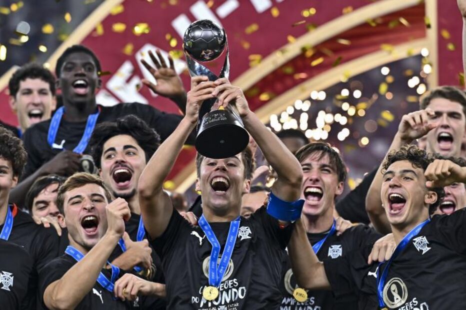 Jogadores da Seleção Nacional a celebrar a conquista do Mundial Sub-17