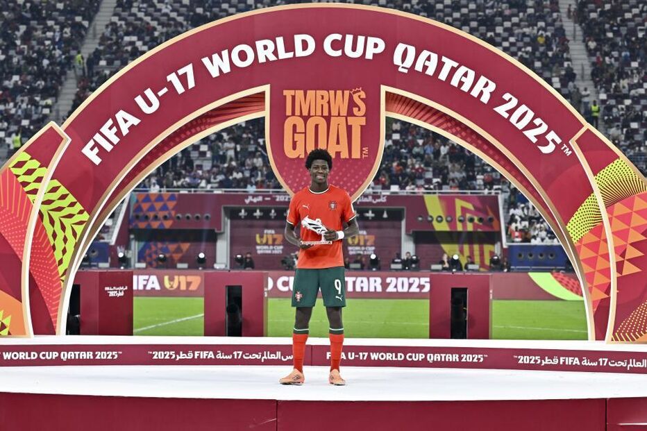 Anísio Cabral, jogador de Portugal