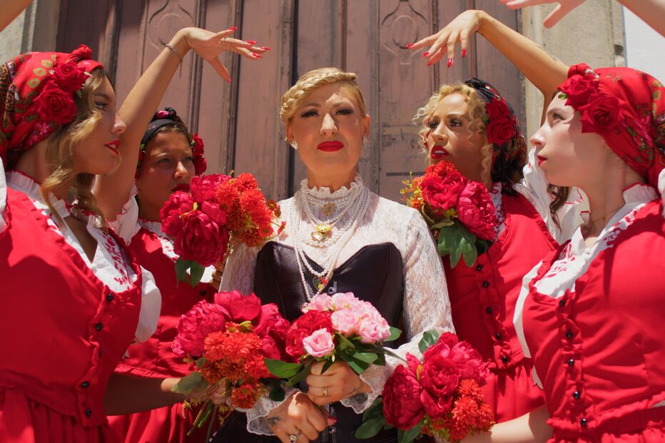 Rebeca gravações do Beijinho português (1 2 3) 6.jpg