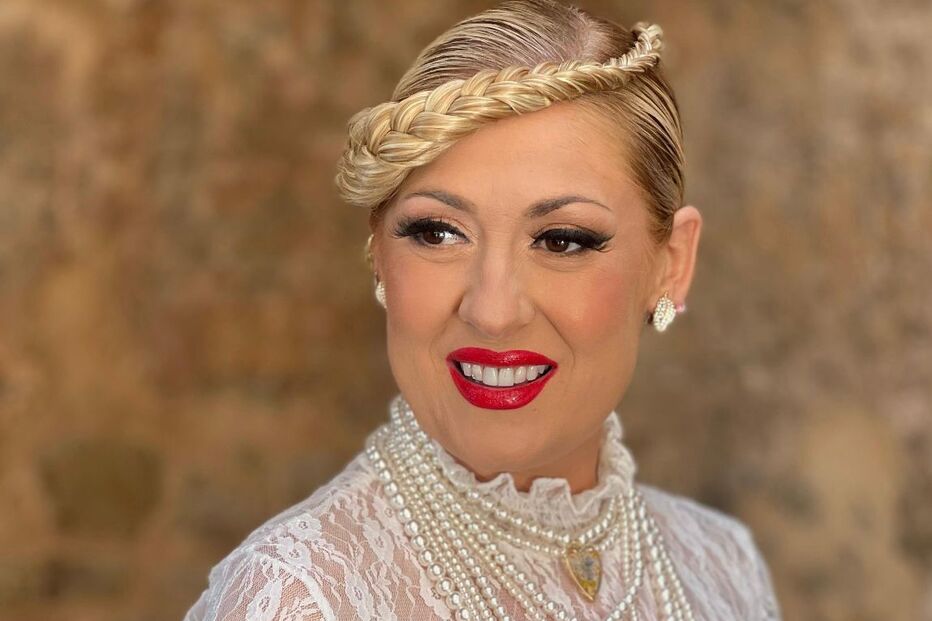 Rebeca gravações do Beijinho português (1 2 3) 1.jpg