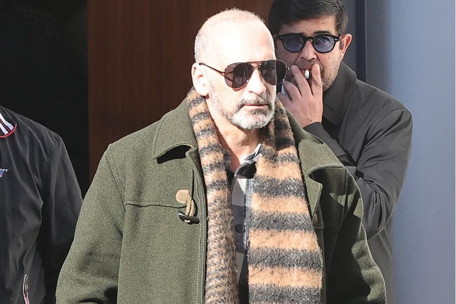 Último adeus a Almeno Gonçalves: amigos e família marcam presença.
