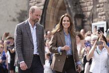 Kate e William visitam vizinhos após queixas de incomodo