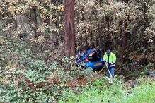 Despiste em Lousada: carro cai em ravina, vítima mortal no local