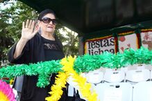 Anita Guerreiro nas Festas de Lisboa saúda o público