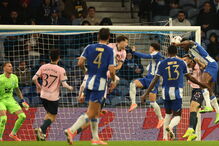 FC Porto 2 - 0 Malmö | Samu bisa e aumenta vantagem dos 'dragões'