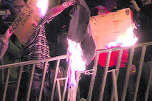 Protesto junto à Assembleia da República descambou em desacatos