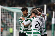 Sporting 3-0 AVS SAD | Equipas recolhem aos balneários