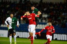 Lucas Soares marca pelo Santa Clara contra o Sporting na Taça de Portugal