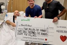 Homem que desarmou atirador no tiroteio na praia de Bondi recebe doações de 2,5 milhões de dólares