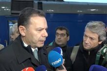 Primeiro-ministro está pela primeira vez em Kiev e reúne-se hoje com Zelensky