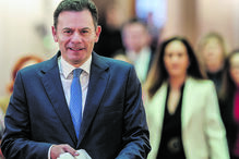 Montenegro contradiz despacho da Procuradoria e nega que Grupo Super Bock e Cotesi sejam clientes da Spinumviva