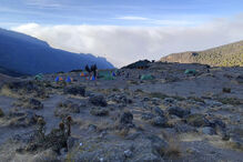 Queda de helicóptero no monte Kilimanjaro faz cinco mortos