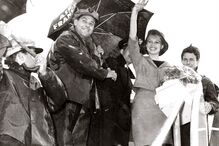 As ligações de Brigitte Bardot a Portugal: nos braços do ator António Vilar e a calorosa receção em 1960