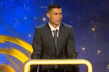Ronaldo recebe prémio de Melhor Jogador do Médio Oriente