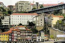 Mais de metade dos municípios cobram taxa mínima no IMI em 2026