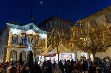 Valença celebra o Natal com luzes, sabores e animação até 6 de janeiro.
