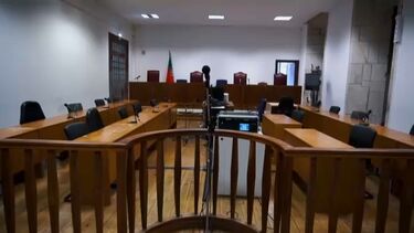 Emoçoes fortes no arranque do julgamento de Fernando Silva