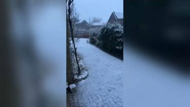 Neve pinta de branco diversas regiões a norte do País