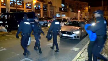 Operação policial no Martim Moniz: seis pessoas foram levadas para a esquadra