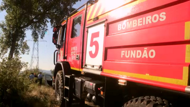 Detenção de onze bombeiros pela violação de colega levou a outras denúncias