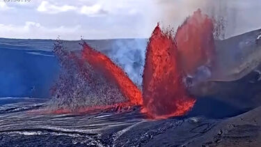 Imagens mostram novas erupções do vulcão Kilauea no Havai