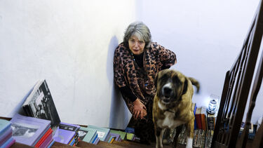 “Era uma mulher muito divertida, mas amargurada”: jornalista Raquel Lito recorda última entrevista com Clara Pinto Correia