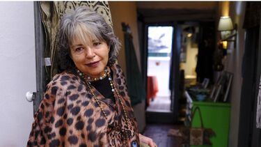 Velório de Clara Pinto Correia conta com presença de Marcelo Rebelo de Sousa