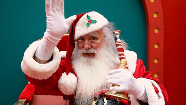 "Ho, ho, ho": Trocou a reforma pela "missão" de ouvir crianças, Severino Moreira é o Pai Natal mais antigo do País