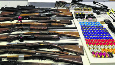 Homem detido pela GNR  por ameaçar ex-mulher e os filhos com besta e armas de fogo