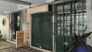 Lojista esfaqueado por ladrão estava a substituir dono da loja. Roubo durou dois minutos