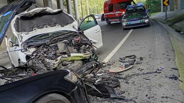 Colisão entre dois carros faz dois feridos ligeiros na Nacional 227 em Oliveira de Azeméis