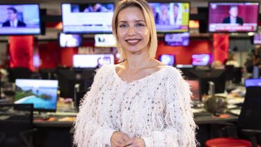 Luciana Abreu reforça universo CM