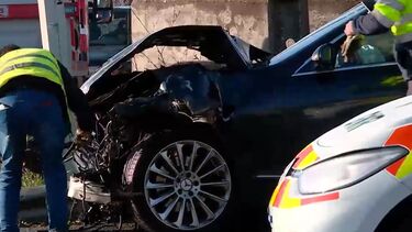 Um ferido em colisão entre dois carros e camião em Estremoz