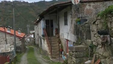 Idosa morre e marido é hospitalizado por suspeita de inalação de fumo em Montalegre