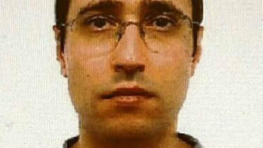 Cláudio Valente frequentou o Instituto Superior Técnico de Lisboa com o físico português Nuno Loureiro, entre 1995 e 2000