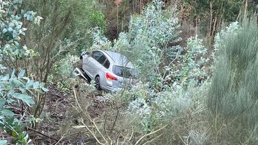 Homem fica ferido em despiste de carro em Arouca
