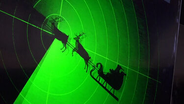 Comando de Defesa Aeroespacial da América do Norte volta a seguir viagem do Pai Natal pelo 70.º ano consecutivo